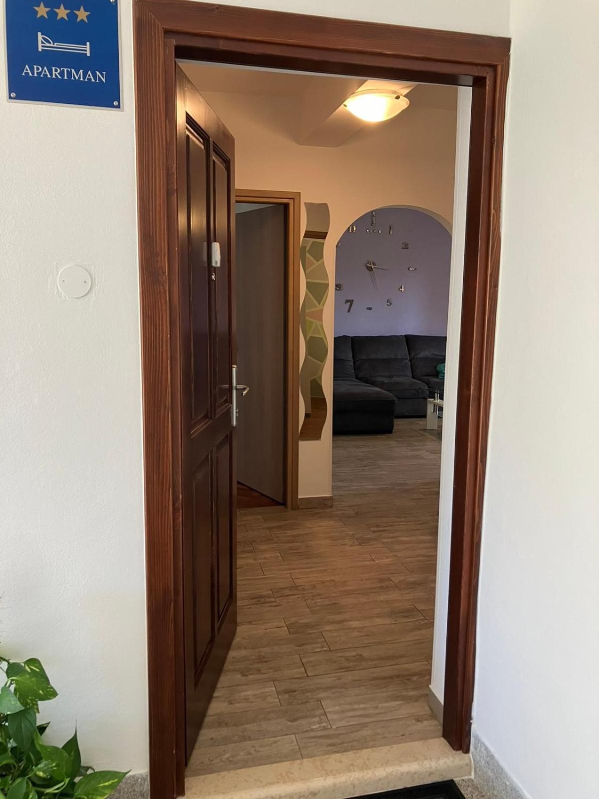 Apartman Natali ヴルサル エクステリア 写真